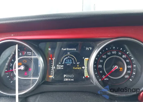 2021 Jeep Wrangler Unlimited Rubicon 4X4 z USA, uszkodzony, nr VIN 1C4HJXFGXMW666072